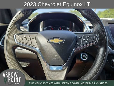 Used 2023 Chevrolet Equinox LT AWD/4WD image 27