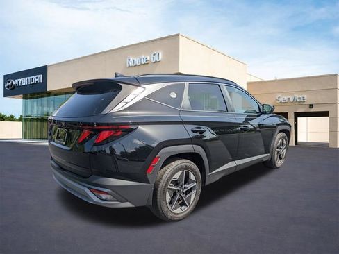 Certified 2025 Hyundai Tucson SEL FWD image 4