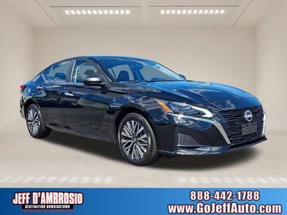 Used 2025 Nissan Altima 2.5 SV