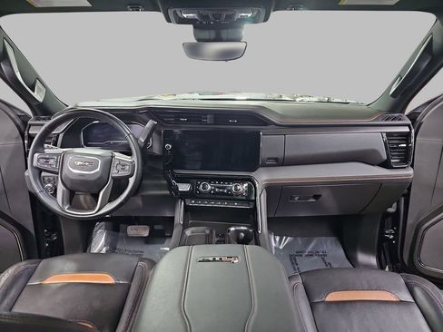 Certified 2024 GMC Sierra 2500 AT4 w/ AT4 Premium Plus Package AWD/4WD image 11