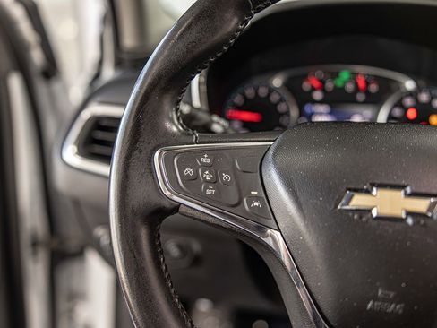 Used 2020 Chevrolet Equinox LT image 23