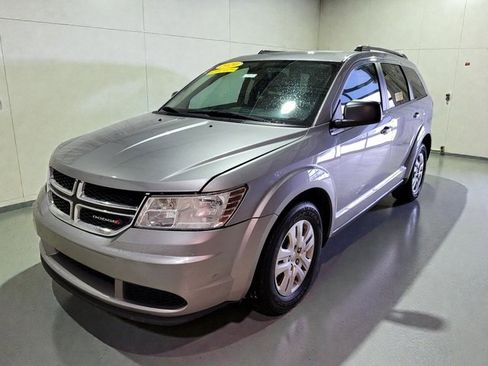 Used 2020 Dodge Journey SE image 13