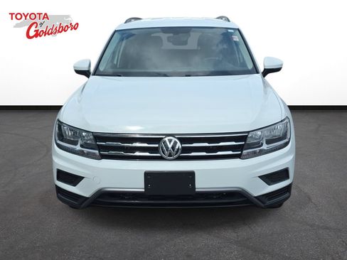 Used 2021 Volkswagen Tiguan SE AWD/4WD image 2