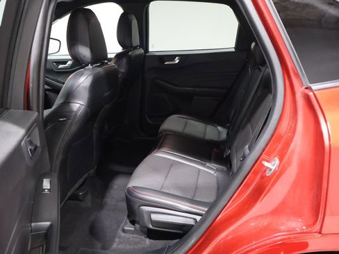 Used 2024 Ford Escape ST-Line image 16