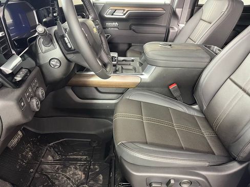 New 2026 Chevrolet Silverado 1500 High Country image 14