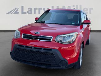 Used 2015 Kia Soul + image 1