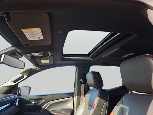 Certified 2025 Chevrolet Colorado Z71 w/ Z71 Convenience Package 2 image 15