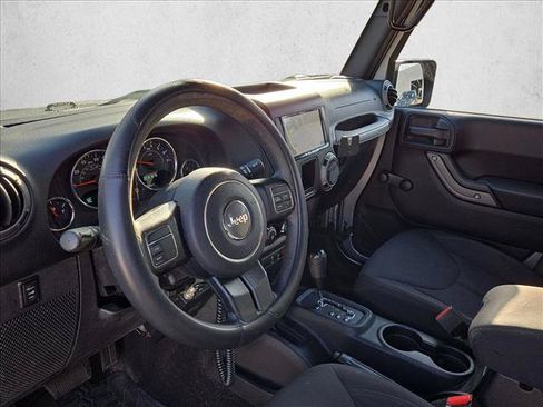Used 2015 Jeep Wrangler Unlimited Sport AWD/4WD image 10