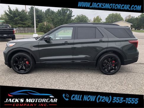 Used 2023 Ford Explorer ST w/ Technology Package image 2