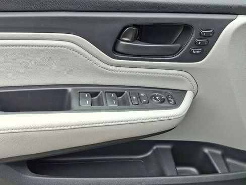 Used 2019 Honda Odyssey Touring image 10