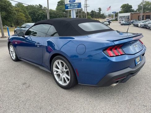 Used 2024 Ford Mustang GT Premium image 5