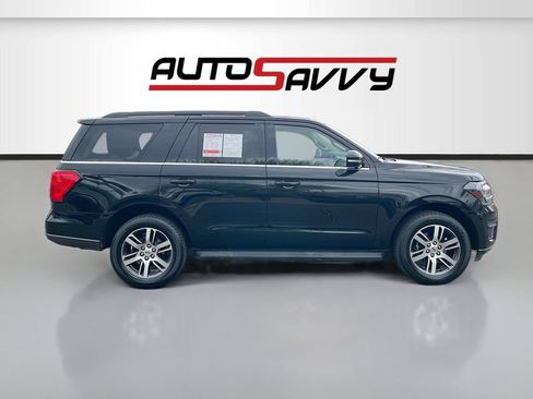 Used 2023 Ford Expedition XLT AWD/4WD image 8