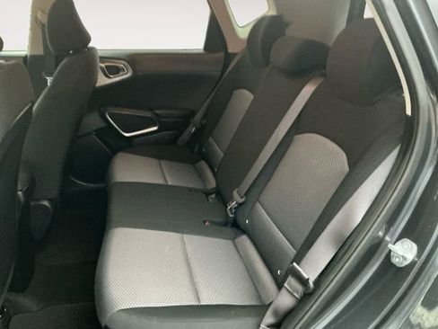Used 2024 Kia Soul LX w/ Option Group 015 FWD image 14
