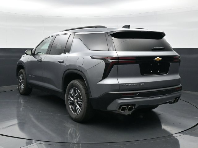 Used 2025 Chevrolet Traverse LT AWD/4WD image 8