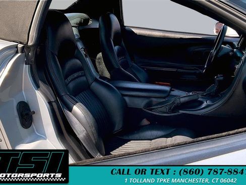 Used 2000 Chevrolet Corvette Convertible RWD image 7