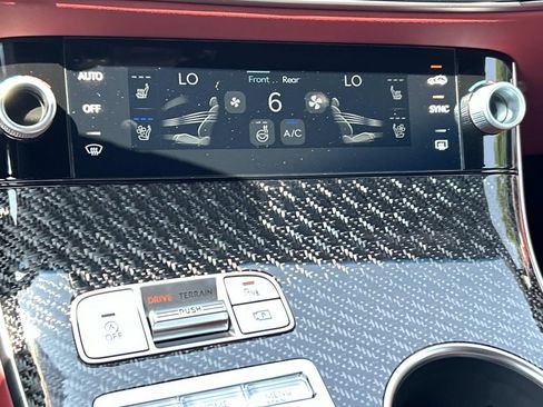 New 2026 Genesis GV70 3.5T Sport Prestige AWD/4WD image 36