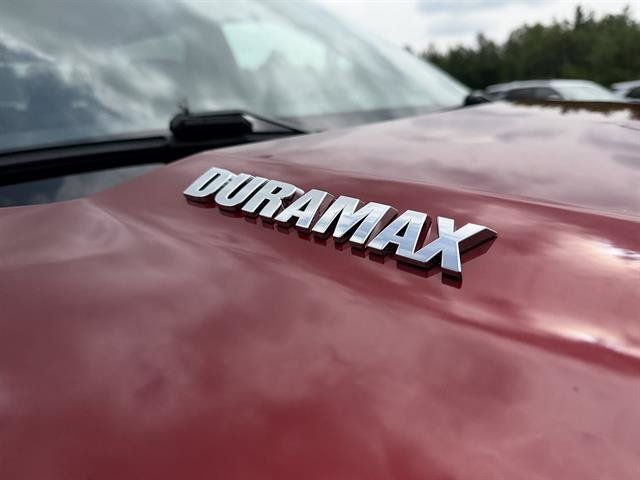 Used 2021 Chevrolet Silverado 1500 LTZ w/ LTZ Premium Package AWD/4WD image 12