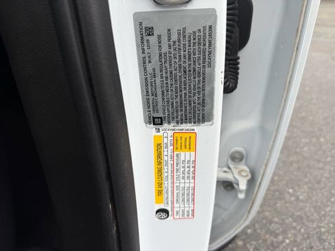 Used 2021 Chevrolet Silverado 2500 LT w/ Convenience Package image 47