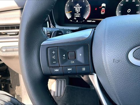 Used 2025 INFINITI QX60 Luxe w/ Black Edition image 24