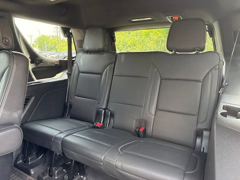 Used 2023 GMC Yukon Denali AWD/4WD image 4