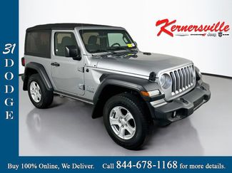 Used 2018 Jeep Wrangler Sport AWD/4WD video 1