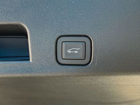 New 2026 Chevrolet Traverse RS w/ LPO, Floor Liner Package image 49