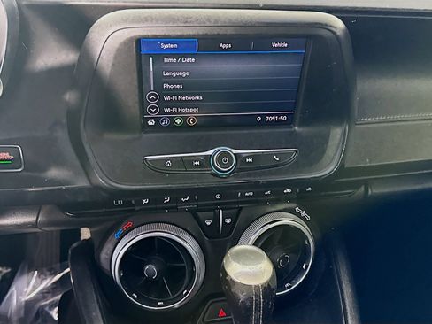 Used 2020 Chevrolet Camaro LT RWD image 14