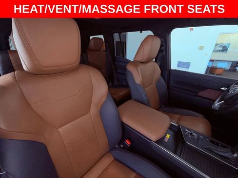 Certified 2024 Lexus GX 550 w/ Accessory Package (2T) image 18