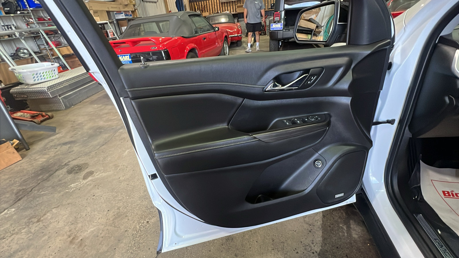 Used 2019 GMC Acadia SLT AWD/4WD image 10
