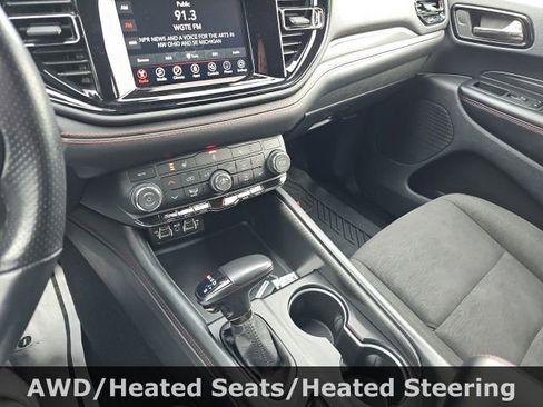 Used 2023 Dodge Durango GT image 13