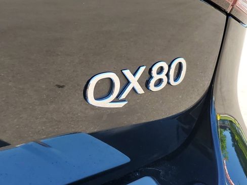 Used 2015 INFINITI QX80 4WD image 7