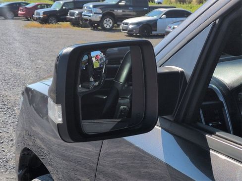 Used 2021 RAM 1500 Big Horn image 11