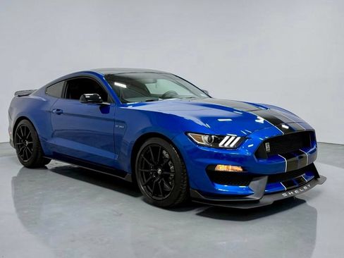 Used 2017 Ford Mustang Shelby GT350 w/ Electronics Package RWD image 17