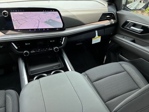 New 2026 Chevrolet Tahoe LS RWD image 19