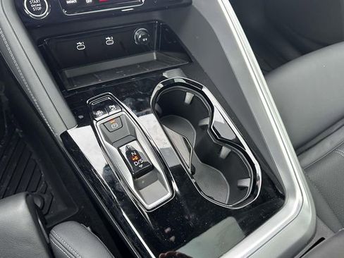 New 2025 Audi Q5 2.0T Premium Plus image 12