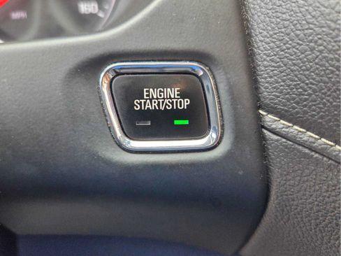 Used 2017 GMC Acadia SLT FWD image 26