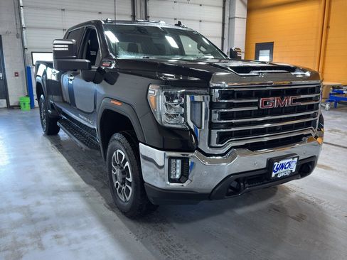 Used 2021 GMC Sierra 3500 SLT w/ SLT Preferred Package image 7