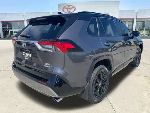 Used 2023 Toyota RAV4 XSE AWD/4WD image 5