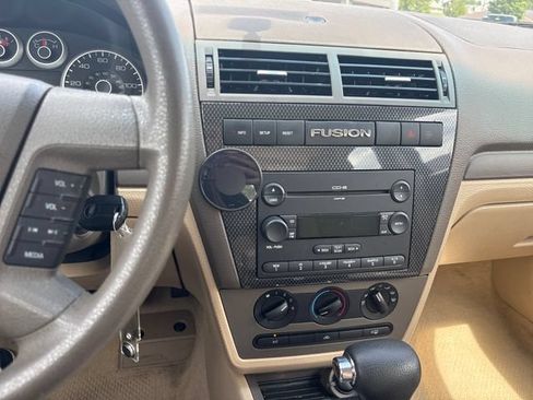 Used 2006 Ford Fusion SE FWD image 19