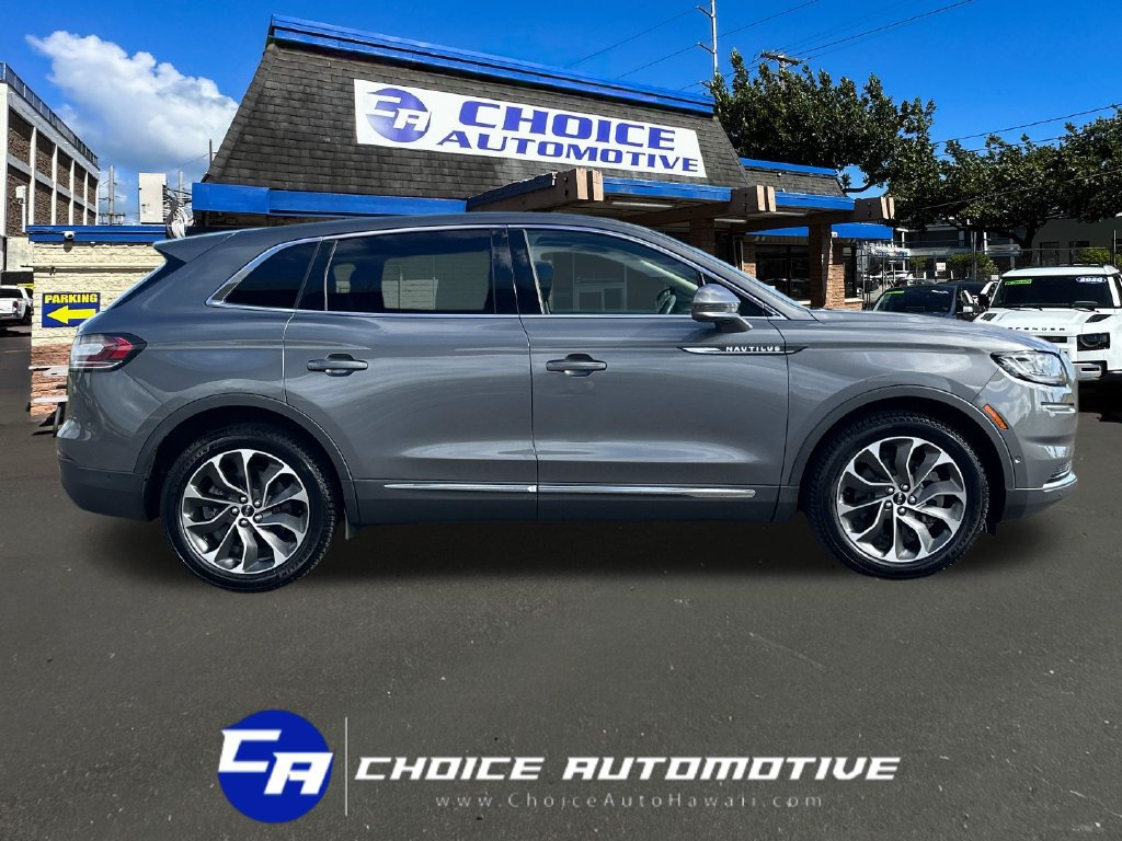 Used 2022 Lincoln Nautilus Reserve w/ Equipment Group 201A AWD/4WD image 9