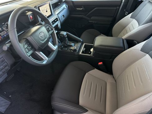 New 2025 Toyota Tacoma TRD Off-Road image 9