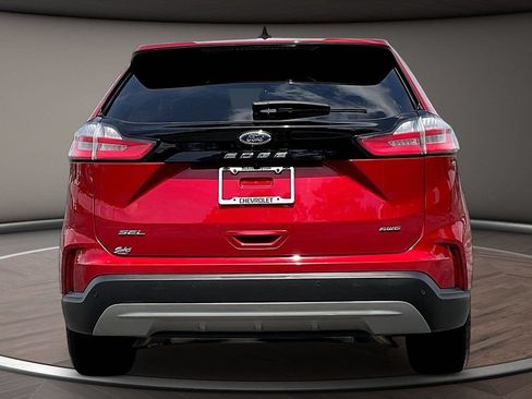 Used 2024 Ford Edge SEL AWD/4WD image 6