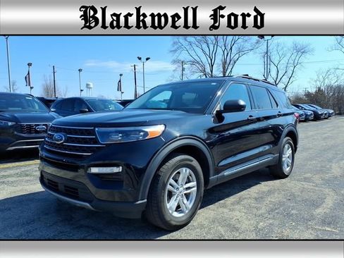 Used 2023 Ford Explorer XLT w/ Equipment Group 202A image 1