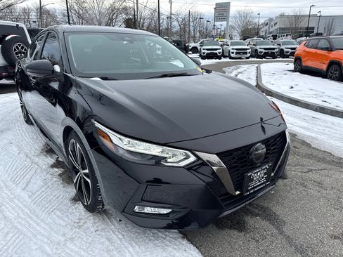 Used 2020 Nissan Sentra SR image 8