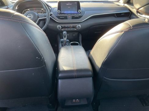 Used 2023 Nissan Altima 2.5 SR image 29