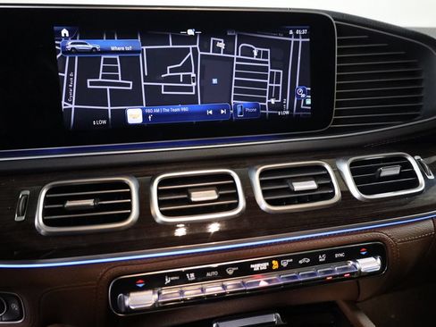 Used 2024 Mercedes-Benz GLS 450 4MATIC image 22