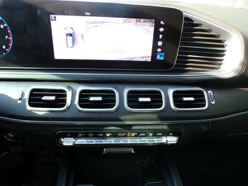 Used 2020 Mercedes-Benz GLE 350 4MATIC image 27