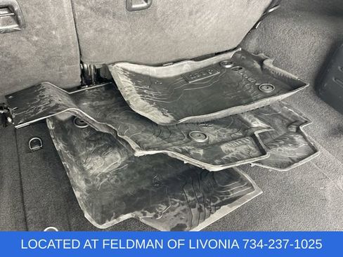 Used 2018 Jeep Wrangler Unlimited Sahara image 33