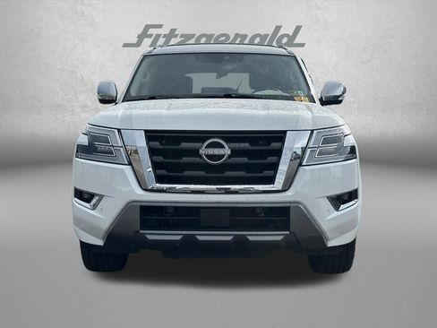 Used 2022 Nissan Armada Platinum w/ Captain's Chairs Package AWD/4WD image 2