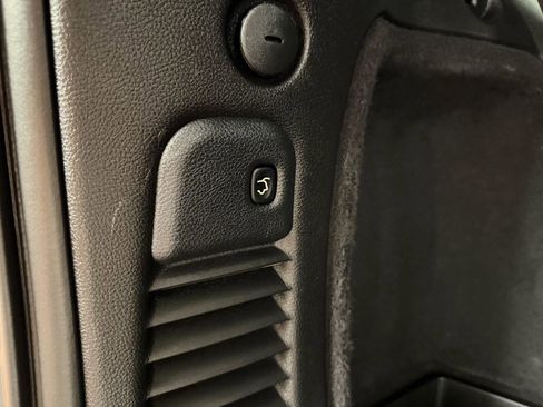 Used 2019 Dodge Durango R/T w/ Technology Group AWD/4WD image 37